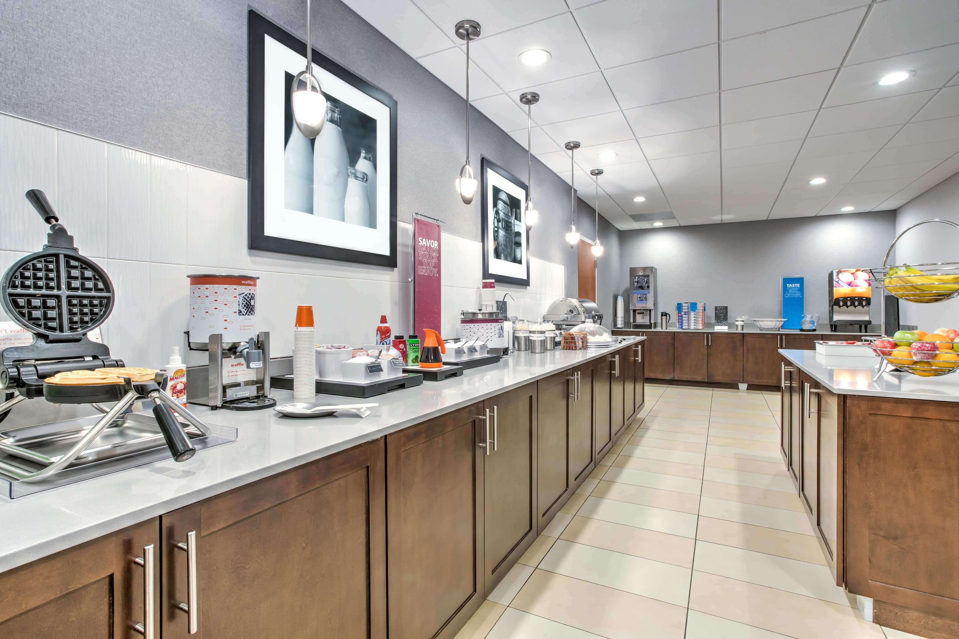 Hampton Inn Macon - I-475 Екстериор снимка