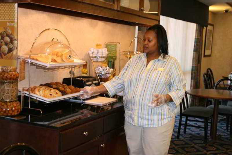 Hampton Inn Macon - I-475 Ресторант снимка